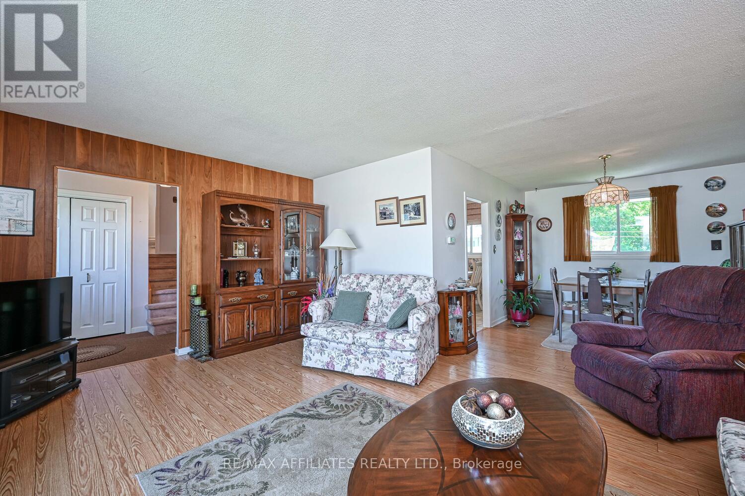 5 Ross Street W, Smiths Falls, Ontario  K7A 4L4 - Photo 13 - X12266553