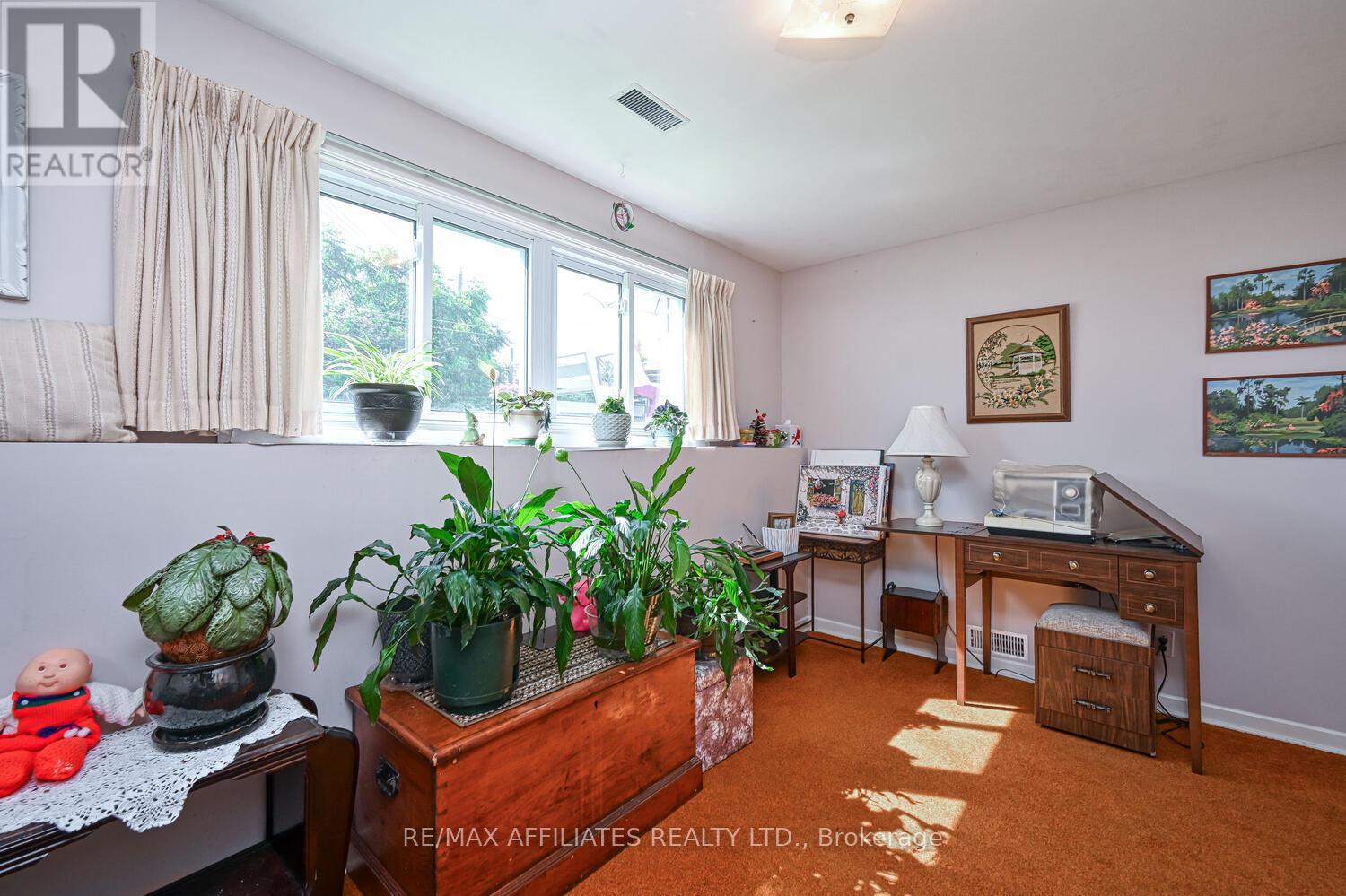 5 Ross Street W, Smiths Falls, Ontario  K7A 4L4 - Photo 30 - X12266553
