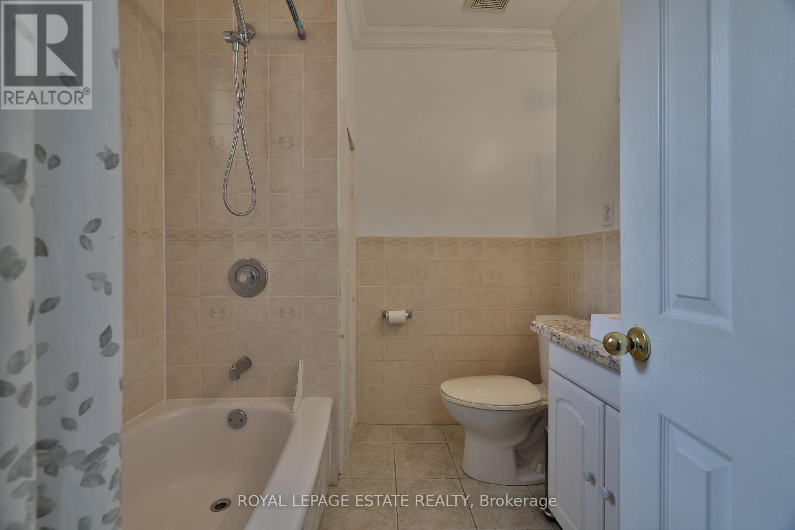 1279 Weston Road, Toronto, Ontario  M6M 4R2 - Photo 15 - W12266511