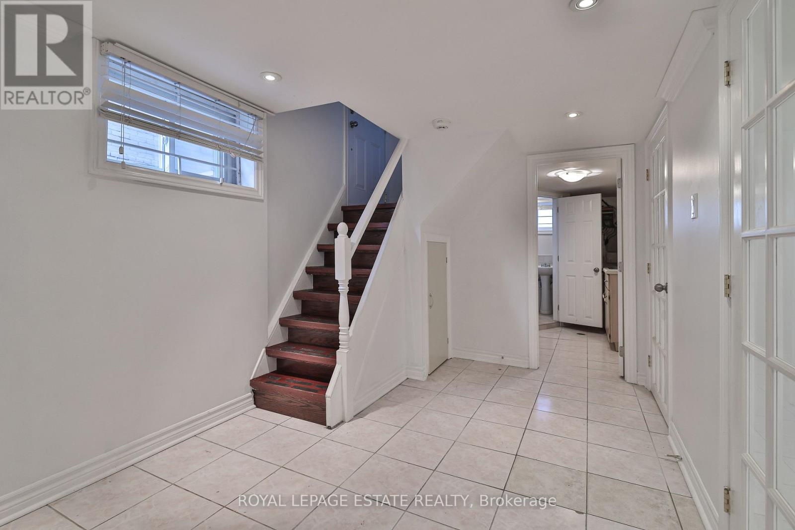 1279 Weston Road, Toronto, Ontario  M6M 4R2 - Photo 17 - W12266511