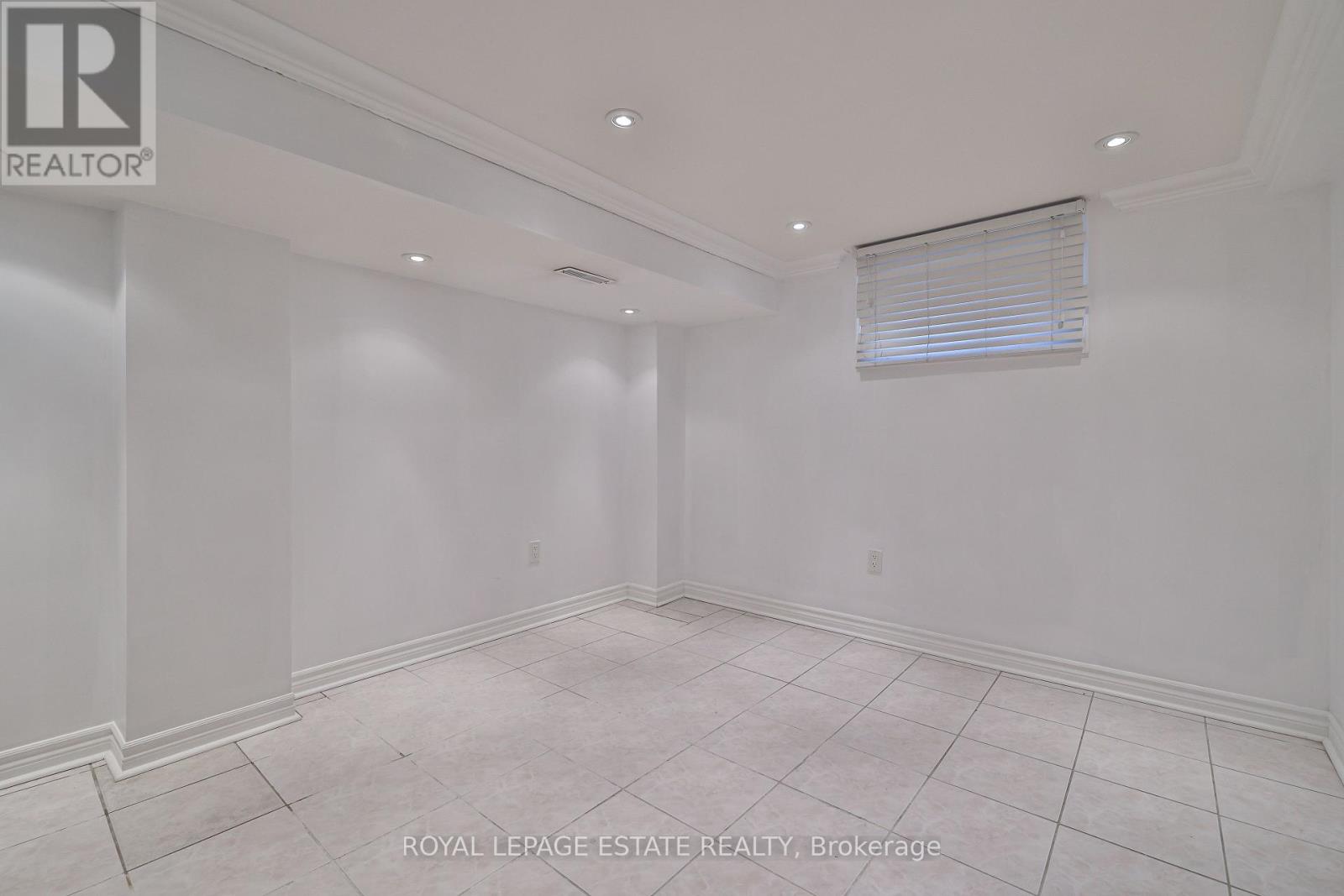1279 Weston Road, Toronto, Ontario  M6M 4R2 - Photo 25 - W12266511