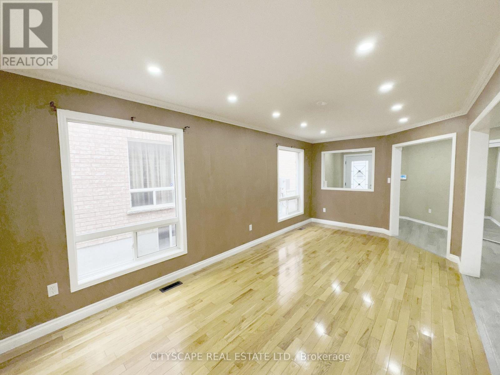 3310 Crimson King Circle, Mississauga, Ontario  L5W 8M8 - Photo 14 - W12266539