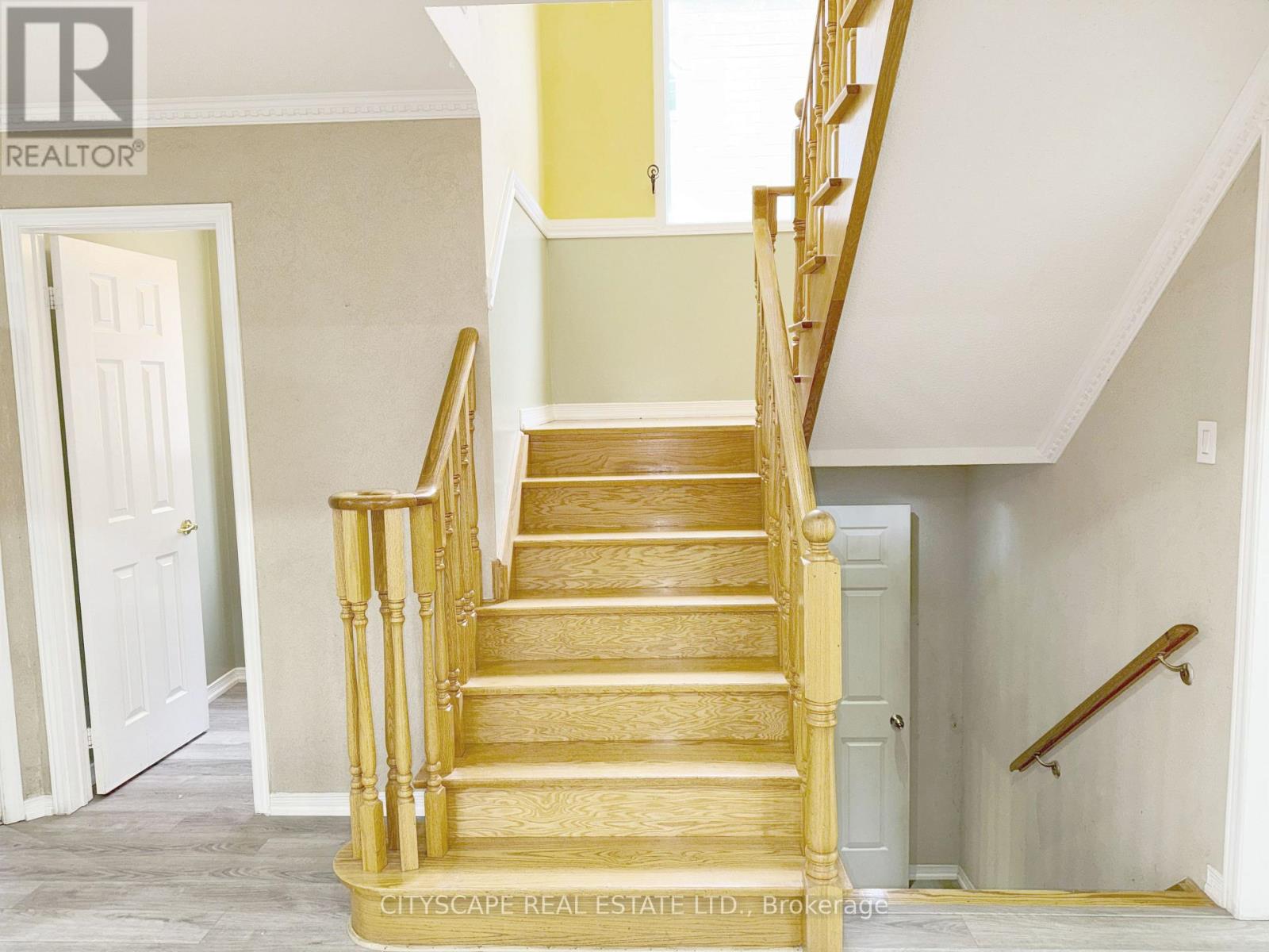 3310 Crimson King Circle, Mississauga, Ontario  L5W 8M8 - Photo 17 - W12266539