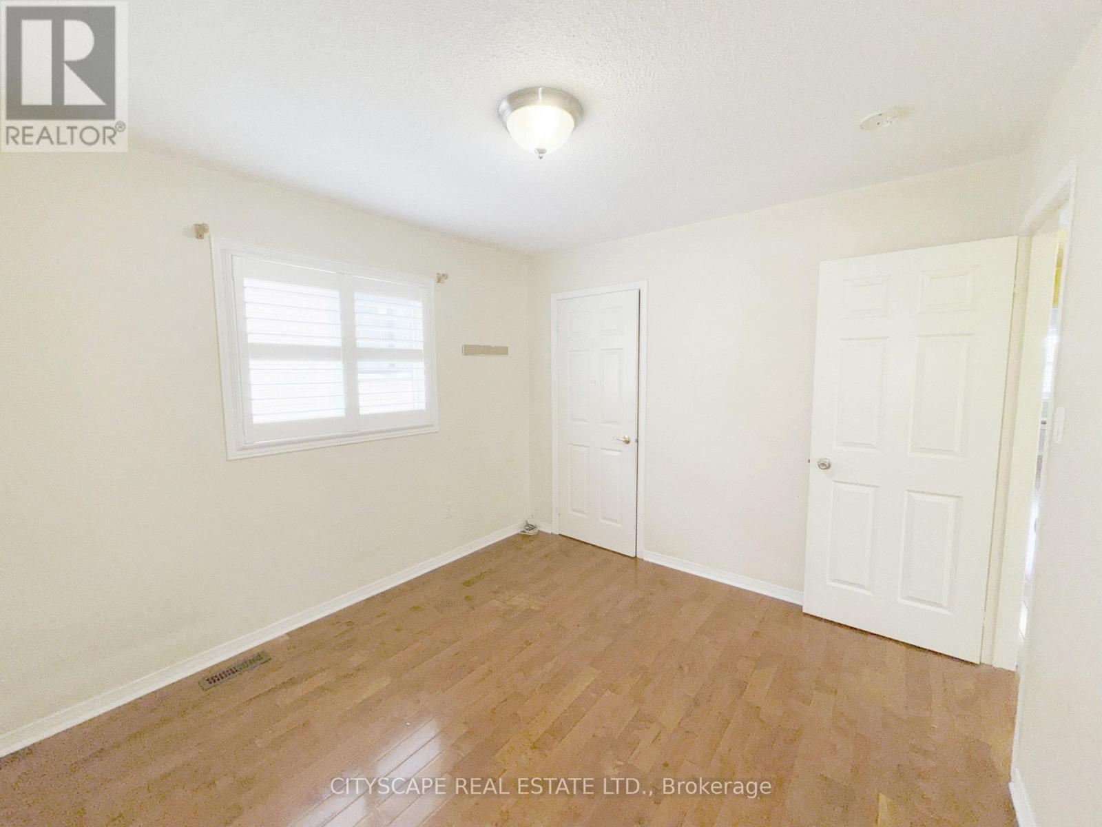 3310 Crimson King Circle, Mississauga, Ontario  L5W 8M8 - Photo 24 - W12266539