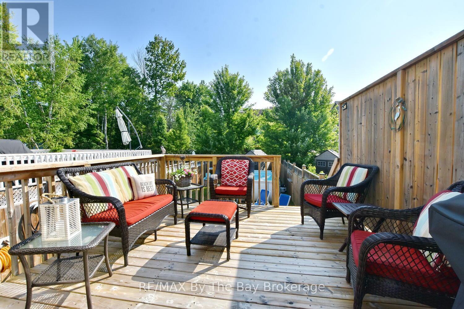 121 45th Street N, Wasaga Beach, Ontario  L9Z 1Z4 - Photo 5 - S12266577