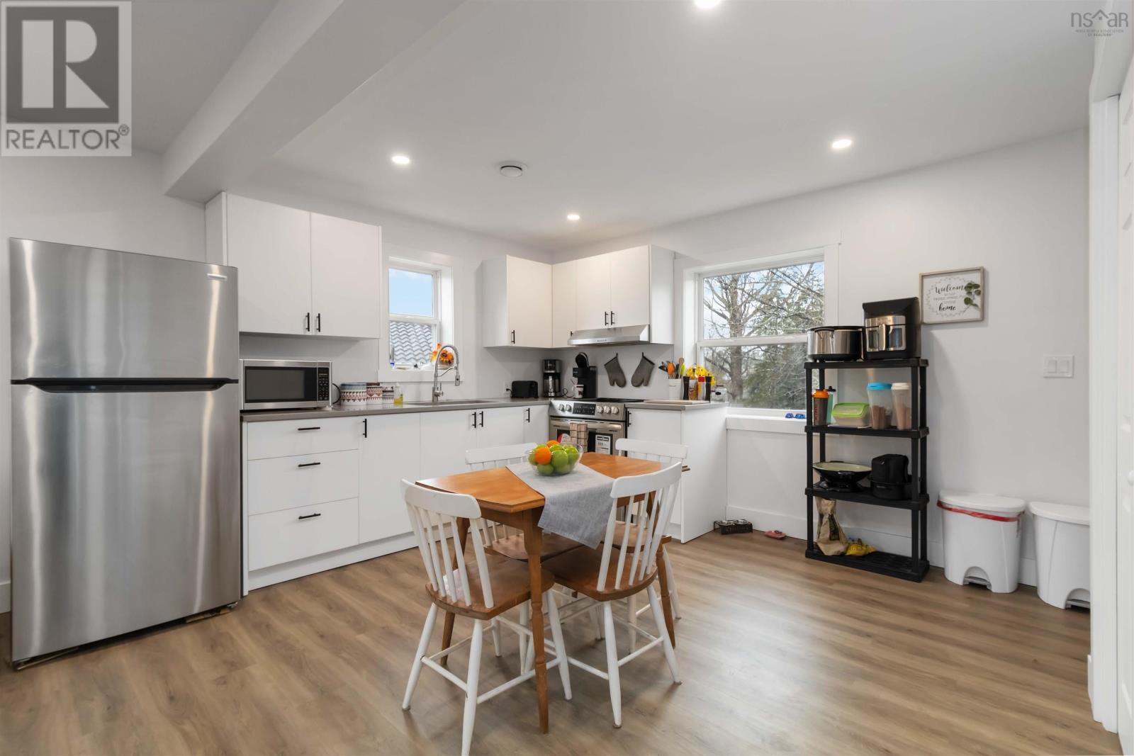 80/82 First Street, Middle Sackville, Nova Scotia  B4E 1T1 - Photo 6 - 202511853