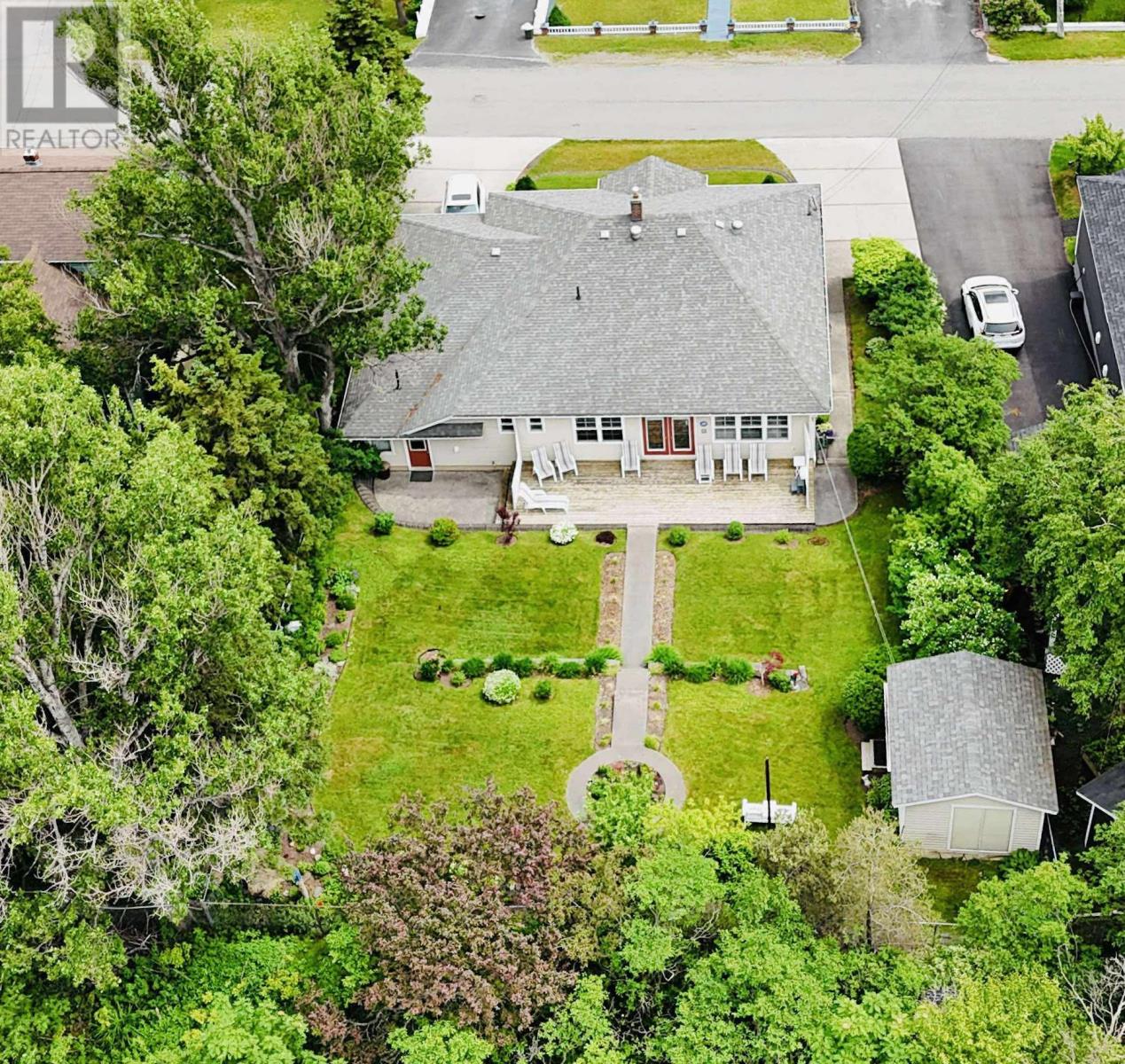 Property at 7 Ingrid Avenue image 3