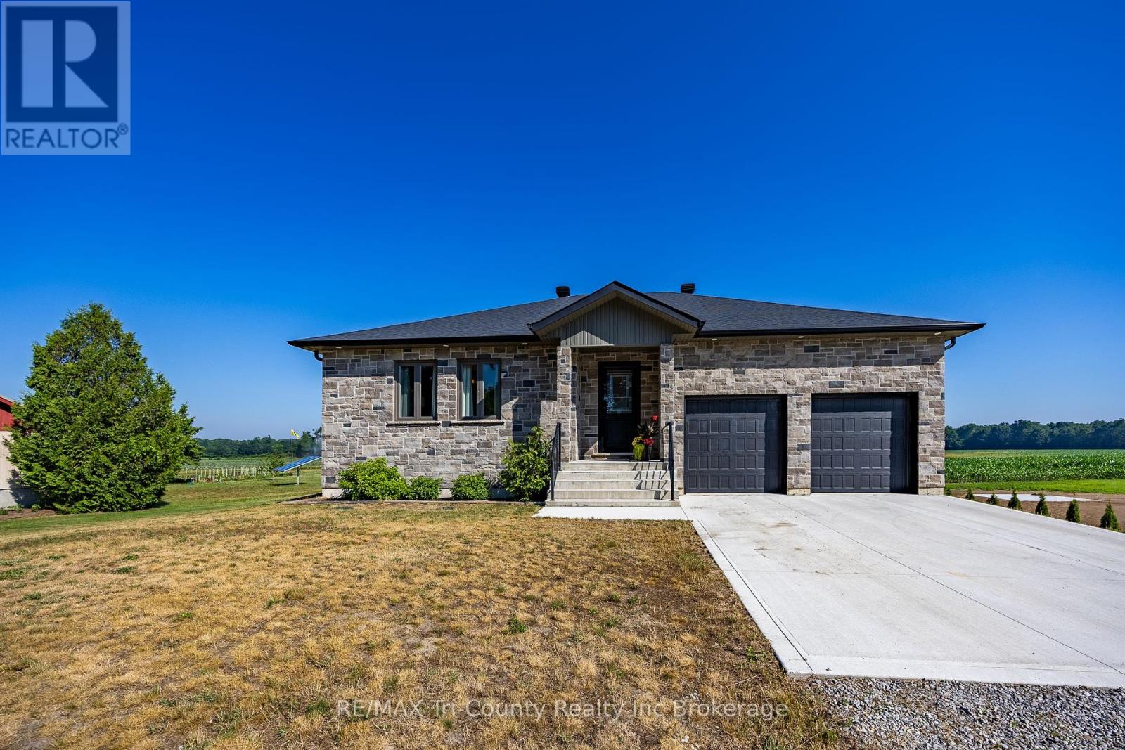 377 10th Concession Road, Norfolk, Ontario  N0J 1G0 - Photo 38 - X12257808