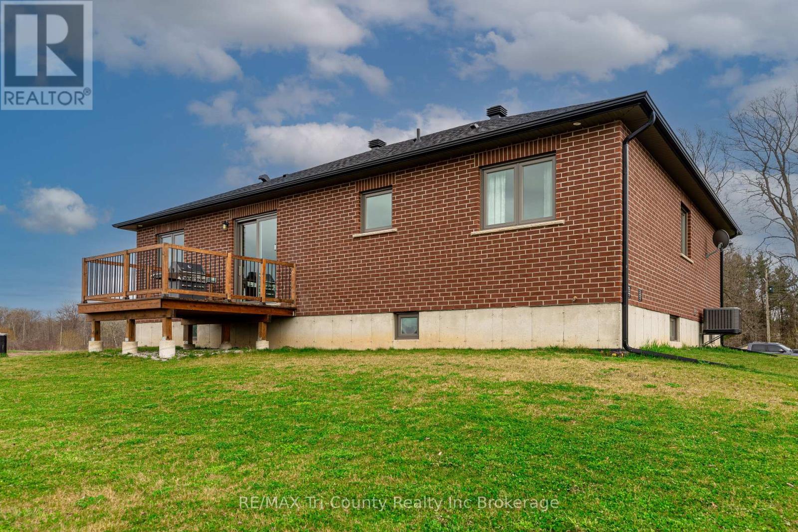 377 10th Concession Road, Norfolk, Ontario  N0J 1G0 - Photo 32 - X12257808