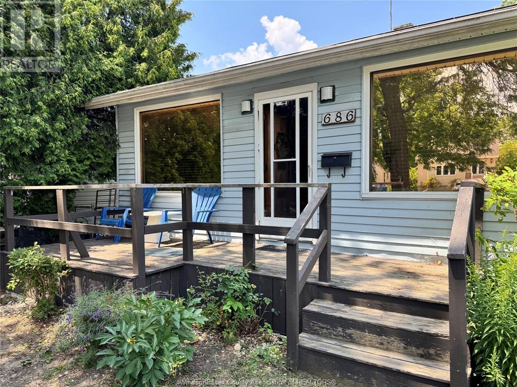Property at 686 Stanley image 1