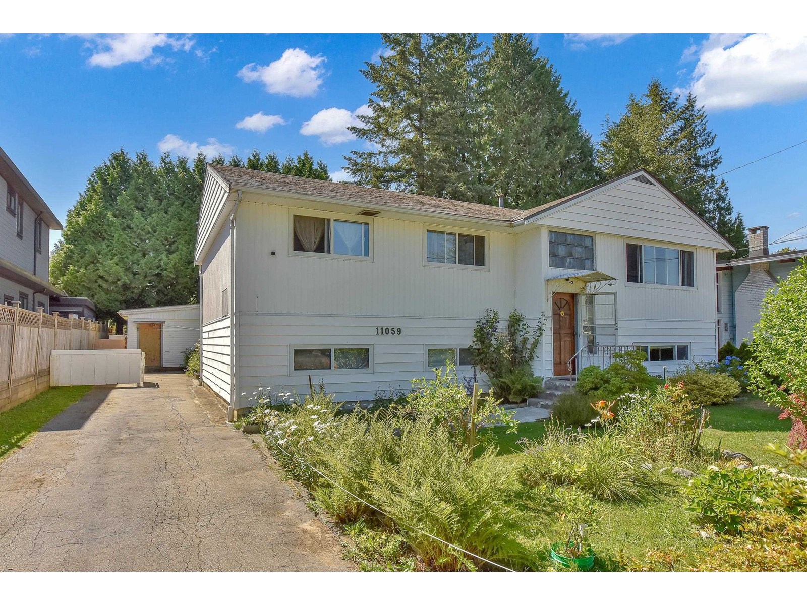 Property at 11059 146A STREET image 1