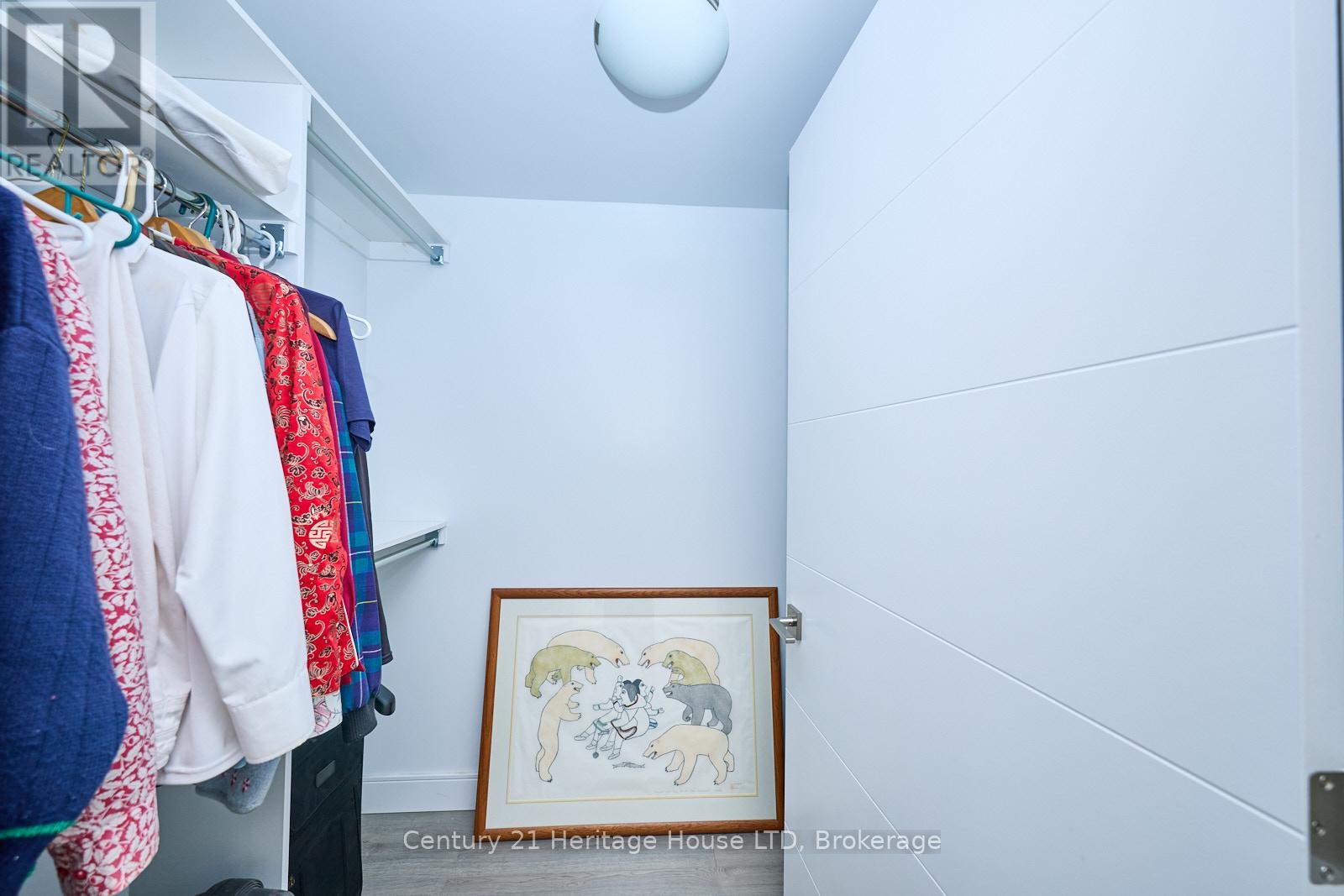 304 - 300g Fourth Avenue, St. Catharines, Ontario  L2S 0E6 - Photo 14 - X12266588