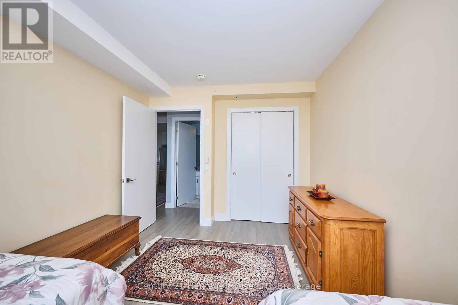 304 - 300g Fourth Avenue, St. Catharines, Ontario  L2S 0E6 - Photo 15 - X12266588