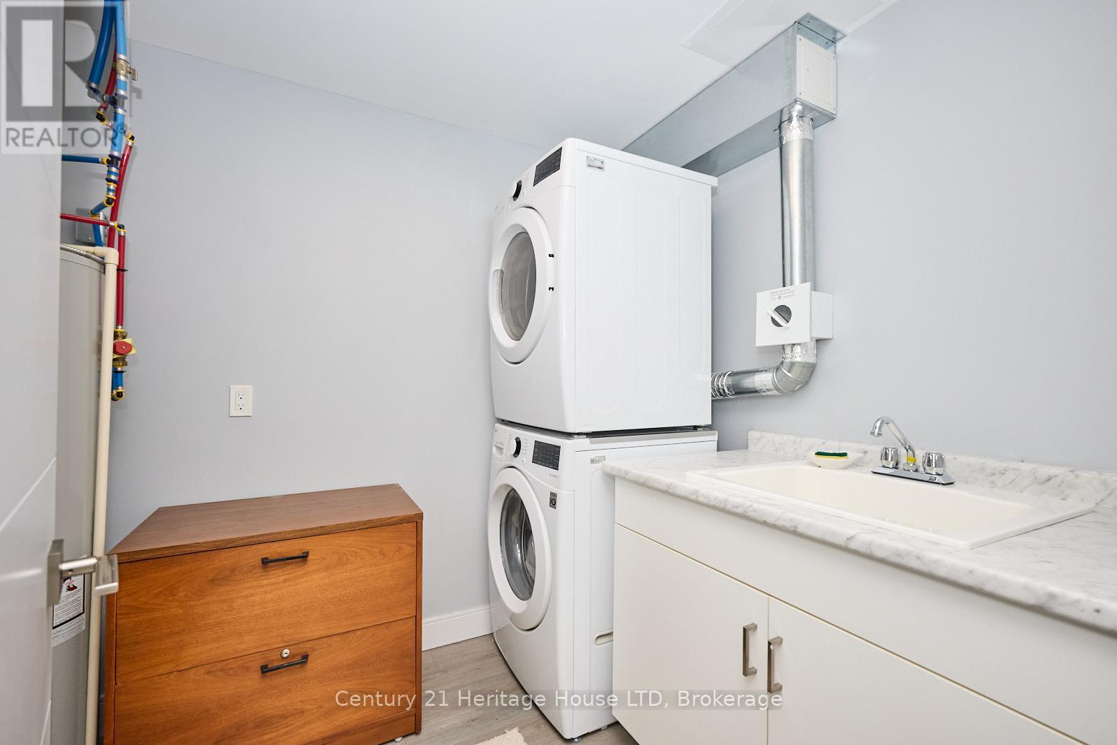 304 - 300g Fourth Avenue, St. Catharines, Ontario  L2S 0E6 - Photo 19 - X12266588