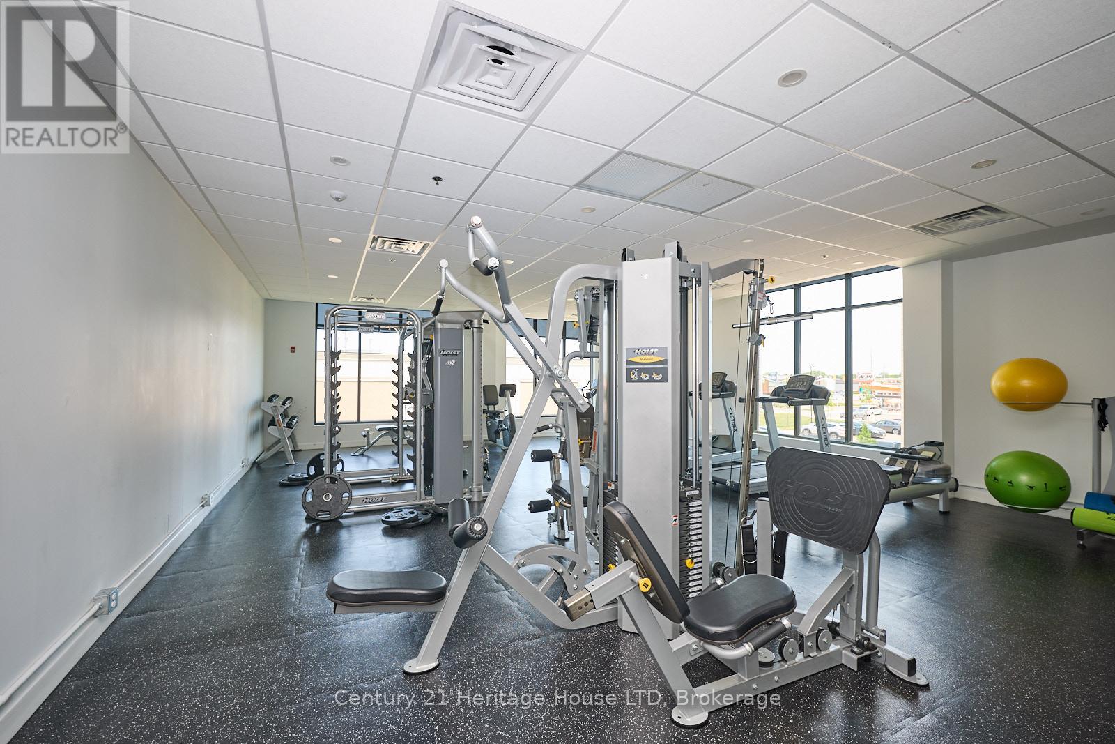 304 - 300g Fourth Avenue, St. Catharines, Ontario  L2S 0E6 - Photo 25 - X12266588