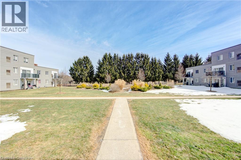 159 Ferguson Drive Unit# 204, Woodstock, Ontario  N4V 1A9 - Photo 4 - 40706271