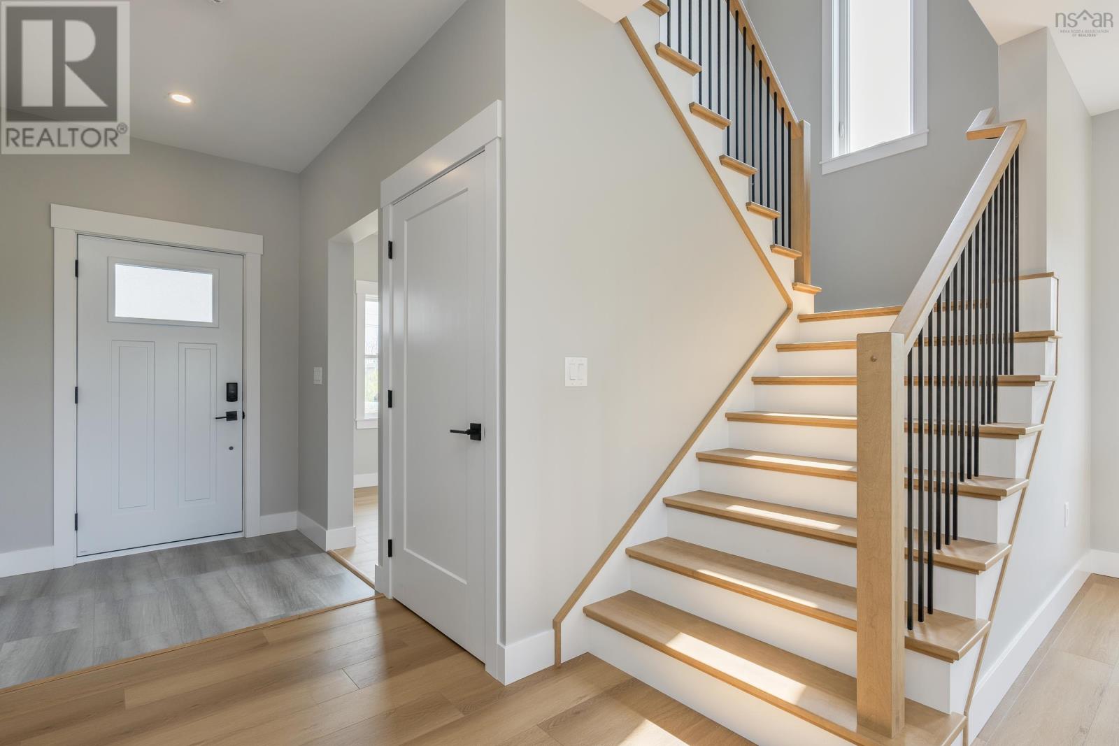 Property at 500 Hemlock Drive image 2