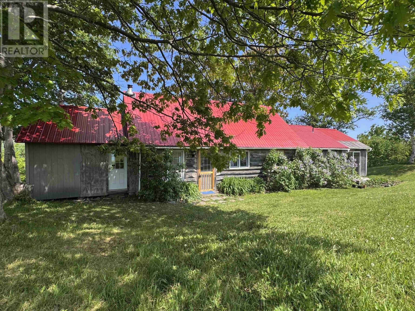 340 Mountain View Road, Dingwall, Nova Scotia  B0C 1G0 - Photo 1 - 202516763