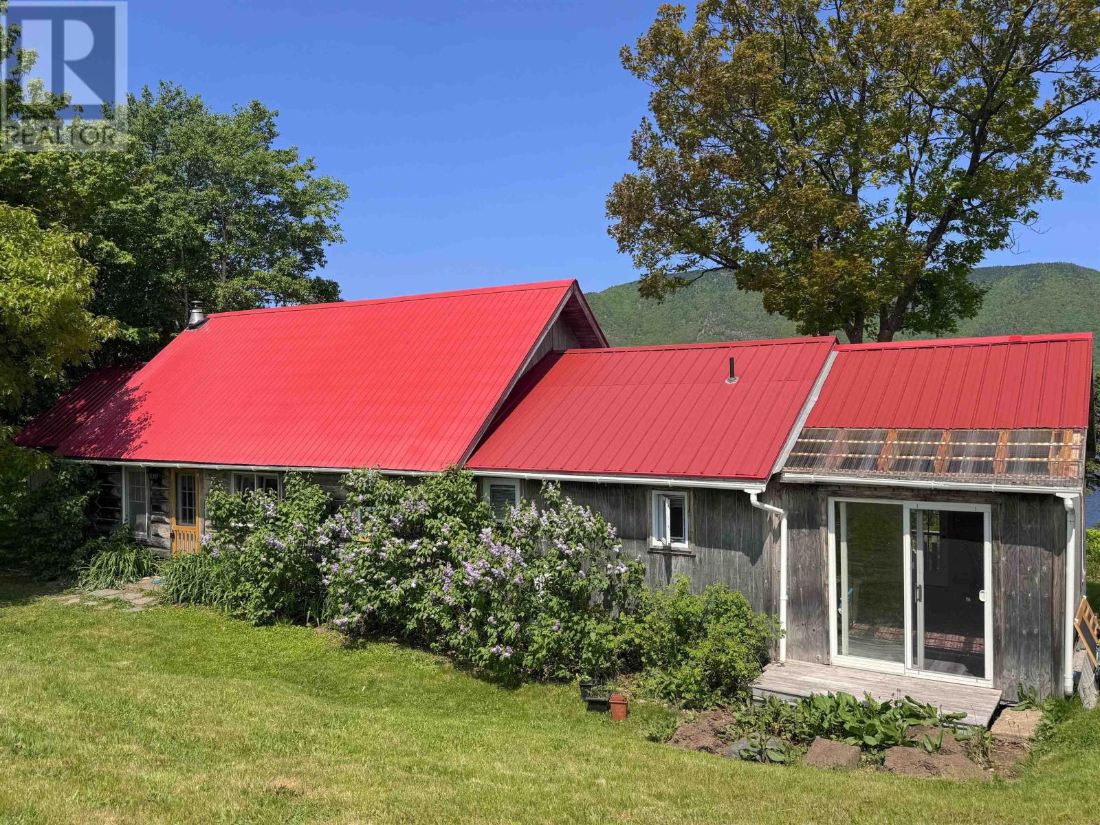 340 Mountain View Road, Dingwall, Nova Scotia  B0C 1G0 - Photo 45 - 202516763