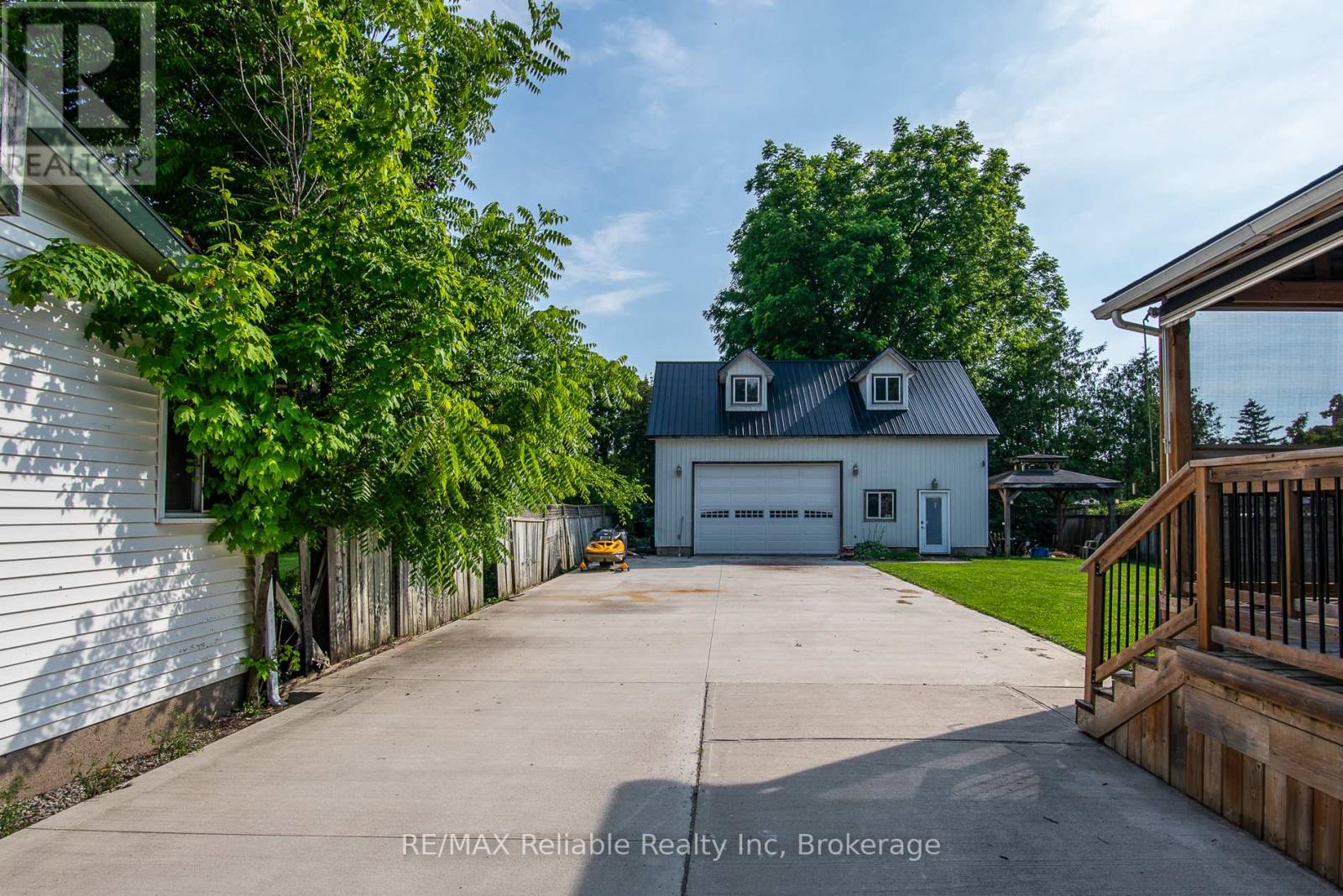 41 John Street, Huron East (Seaforth), Ontario  N0K 1W0 - Photo 12 - X12264629