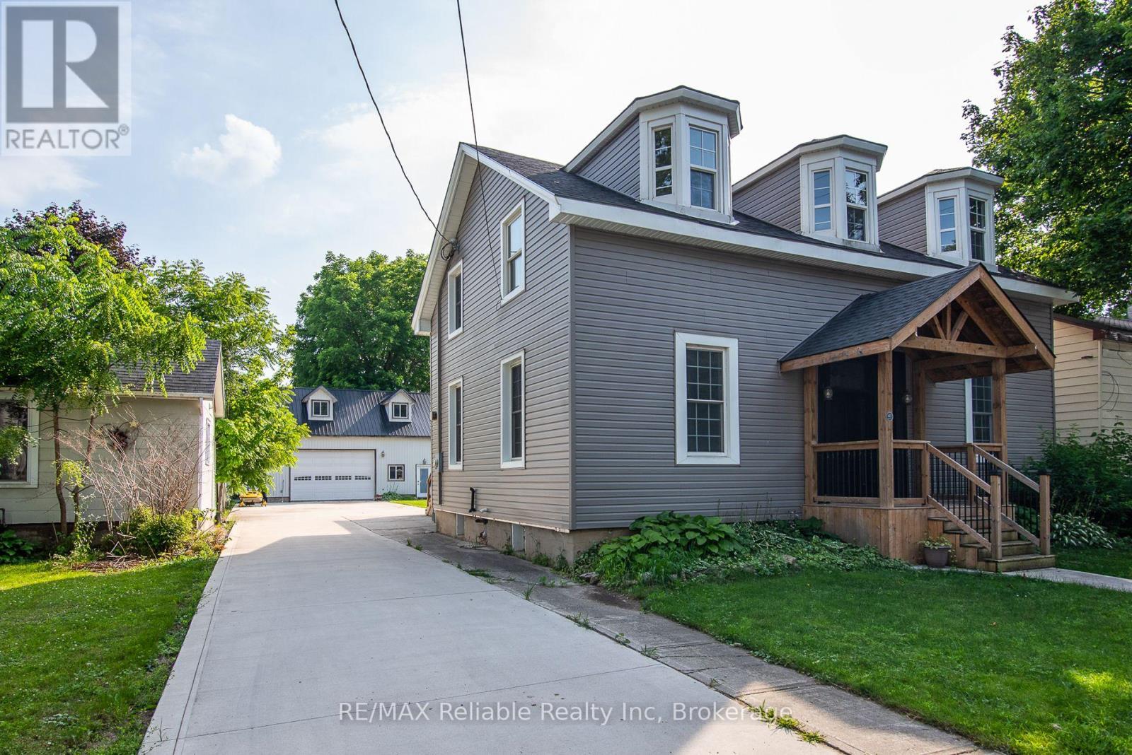 41 John Street, Huron East (Seaforth), Ontario  N0K 1W0 - Photo 2 - X12264629