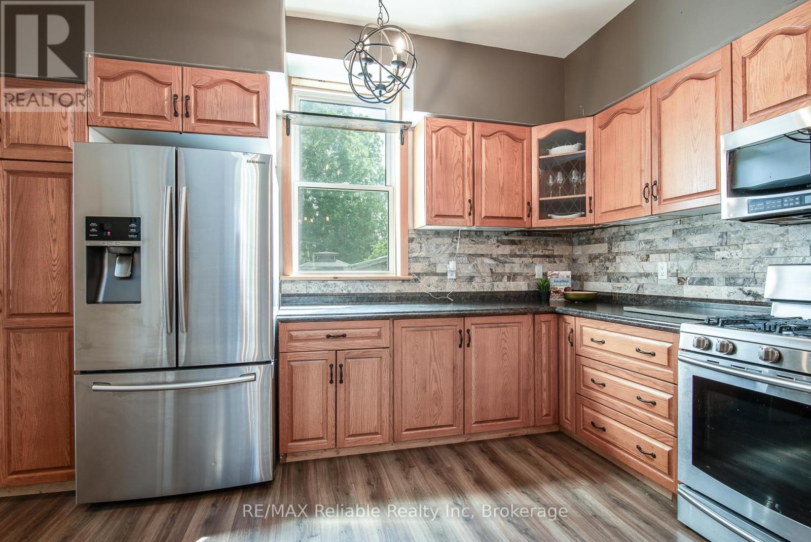 41 John Street, Huron East (Seaforth), Ontario  N0K 1W0 - Photo 21 - X12264629