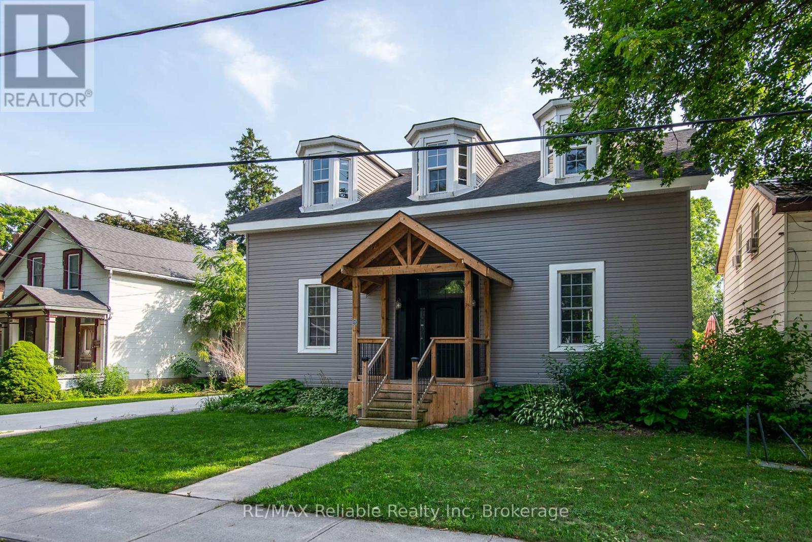 41 John Street, Huron East (Seaforth), Ontario  N0K 1W0 - Photo 4 - X12264629