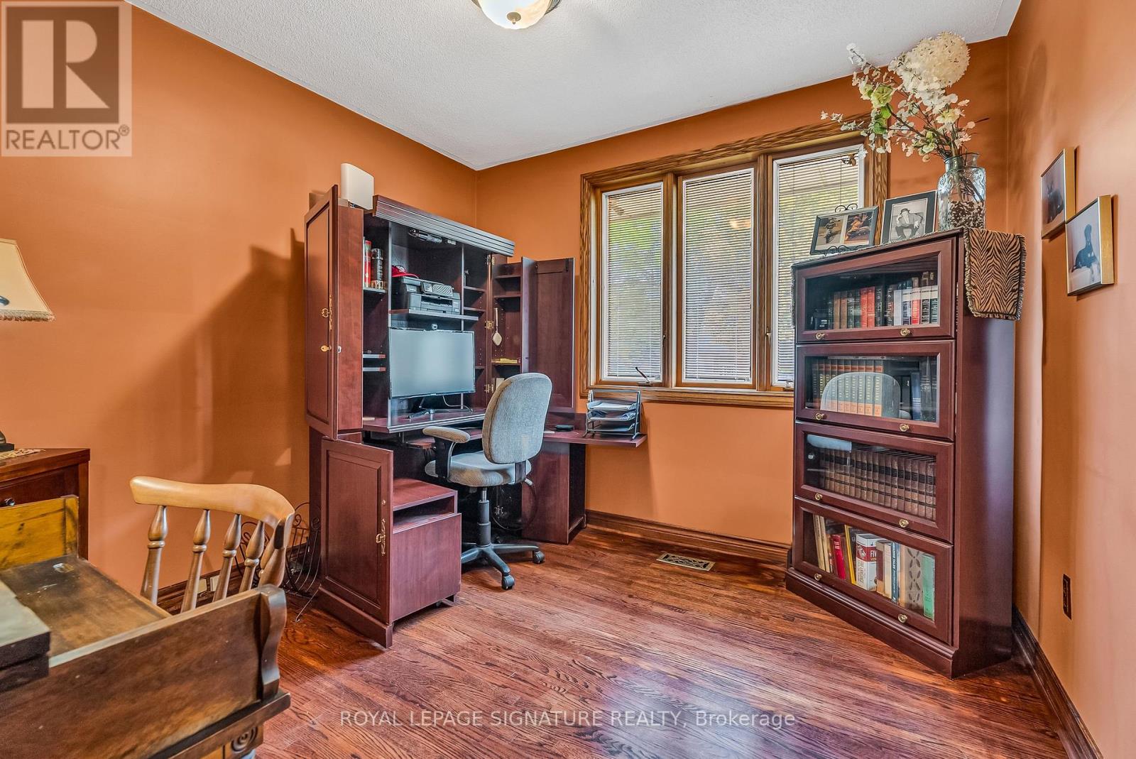 18 Verlaine Place, Toronto (Bendale), Ontario  M1P 3X3 - Photo 24 - E12266548