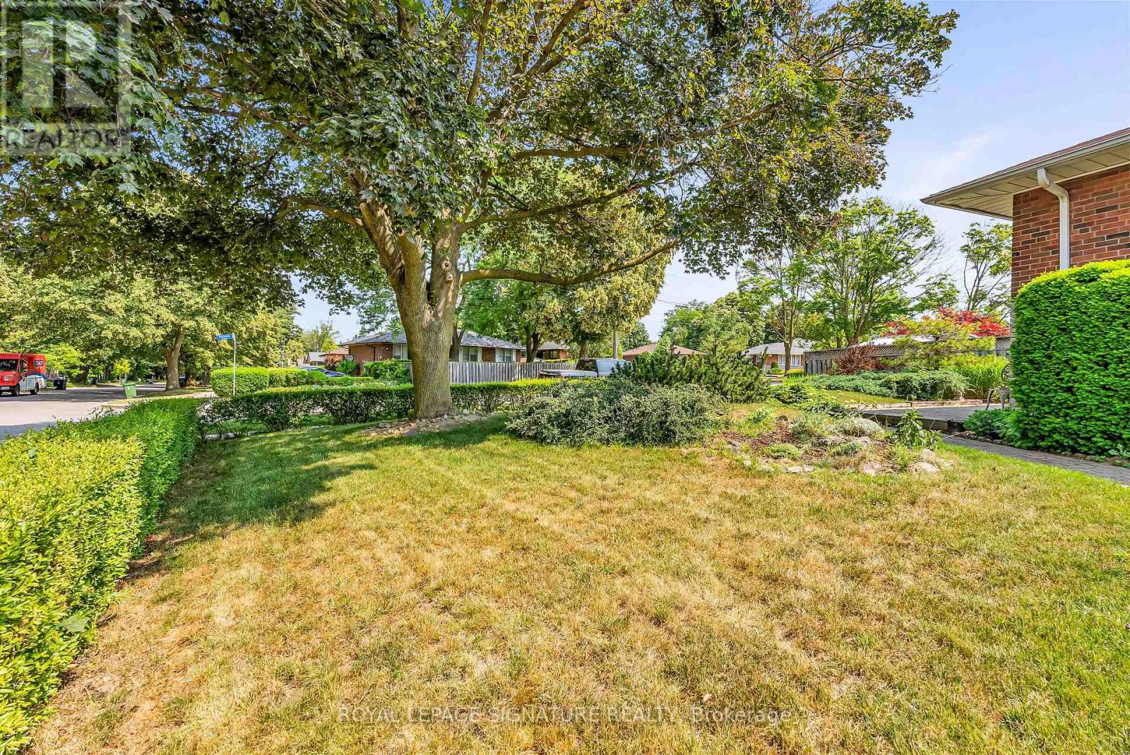 18 Verlaine Place, Toronto (Bendale), Ontario  M1P 3X3 - Photo 43 - E12266548