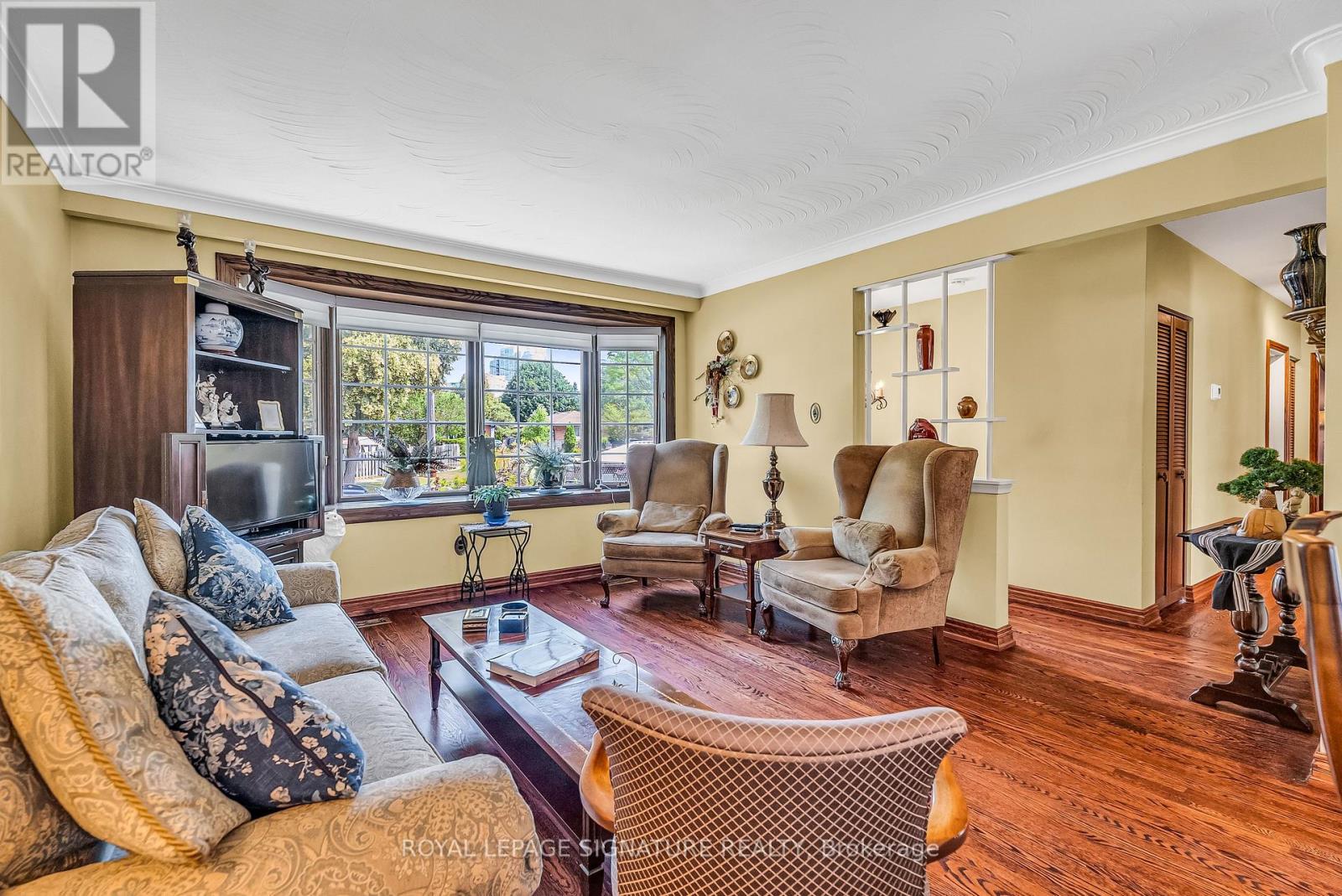 18 Verlaine Place, Toronto (Bendale), Ontario  M1P 3X3 - Photo 6 - E12266548
