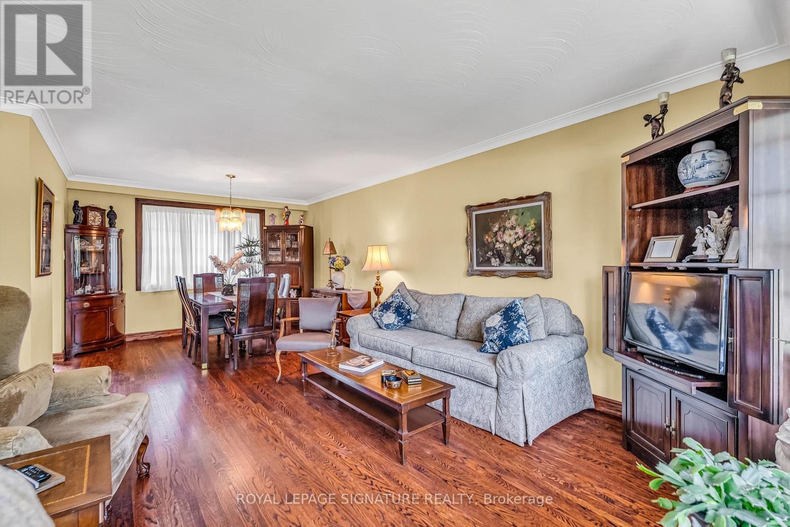 18 Verlaine Place, Toronto (Bendale), Ontario  M1P 3X3 - Photo 7 - E12266548