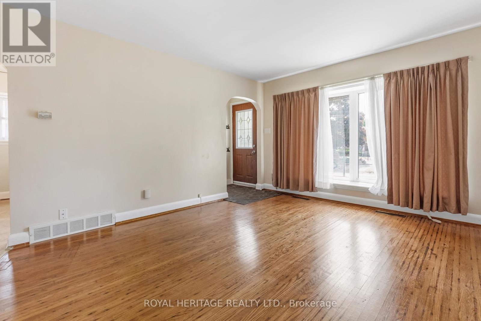 Property at 76 POTTINGER STREET image 3