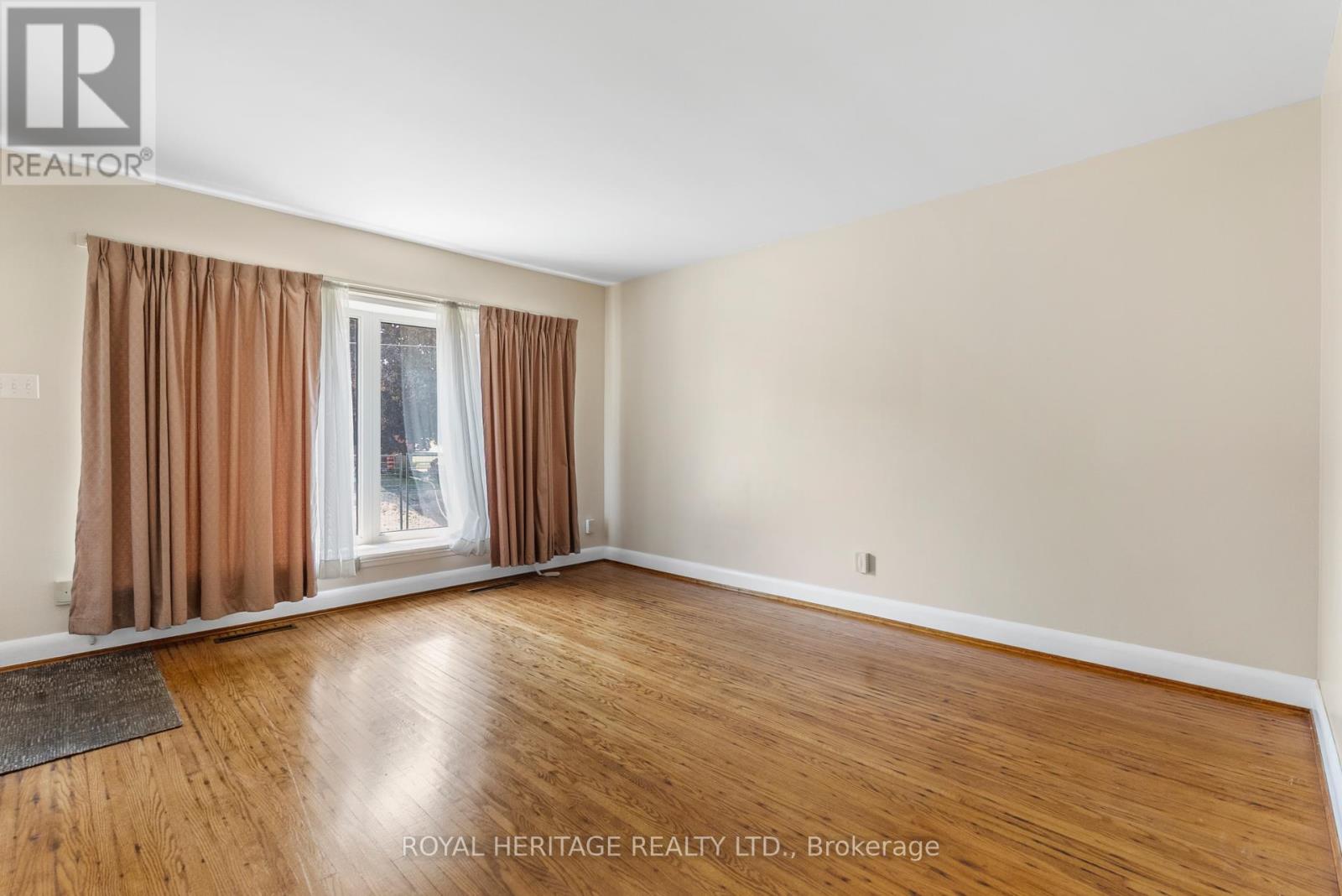 Property at 76 POTTINGER STREET image 4