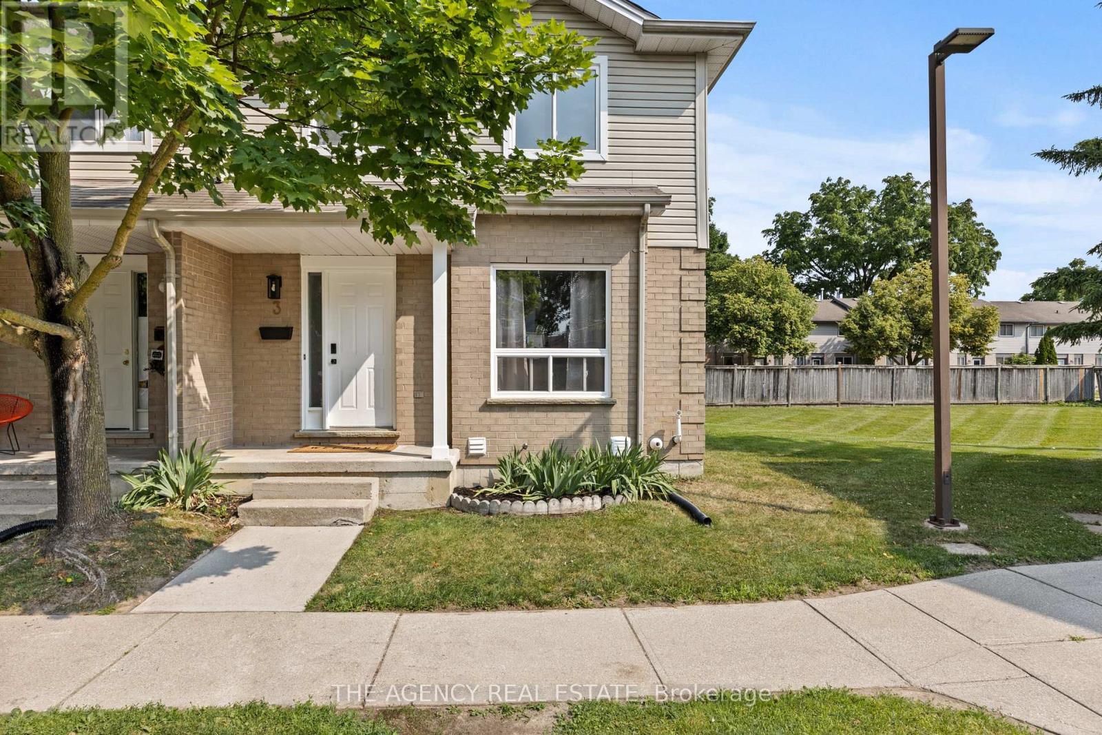 Property at 3 - 484 THIRD STREET image 2