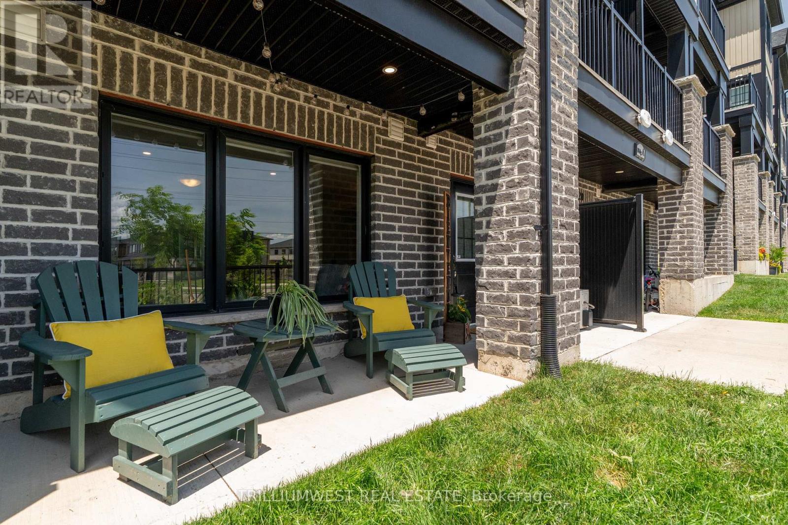 Property at A19 (90) - 160 ROCHEFORT STREET image 3