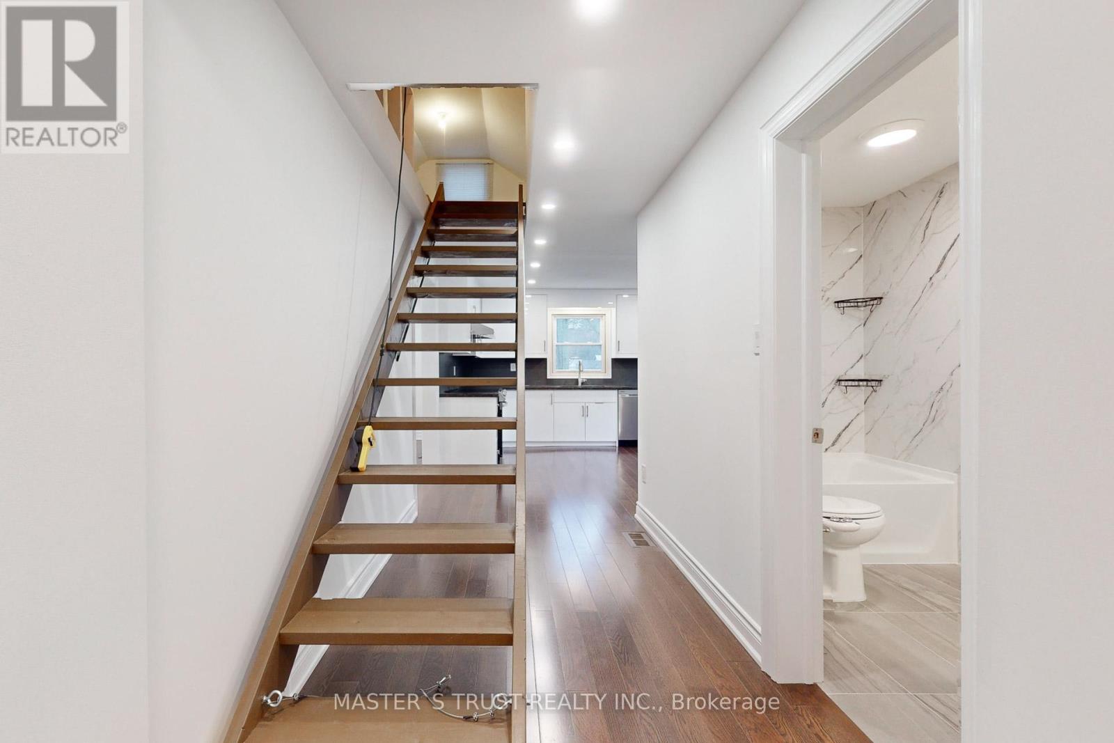 22105 Loyalist Parkway N, Quinte West, Ontario  K0K 1L0 - Photo 16 - X12258988