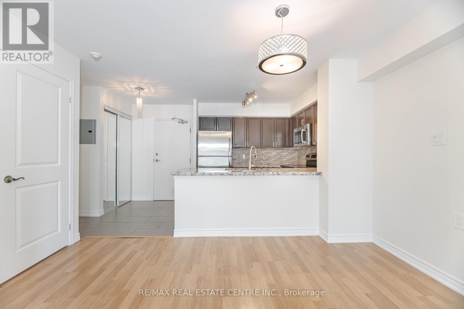 616 - 872 Sheppard Avenue W, Toronto, Ontario  M3H 5V5 - Photo 14 - C12266609