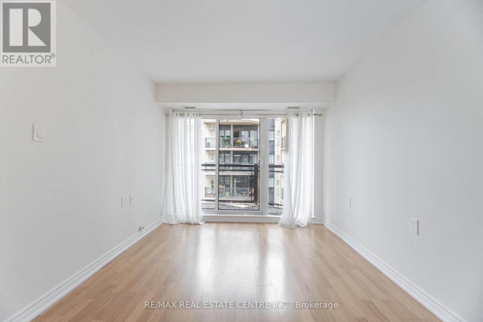 616 - 872 Sheppard Avenue W, Toronto, Ontario  M3H 5V5 - Photo 15 - C12266609