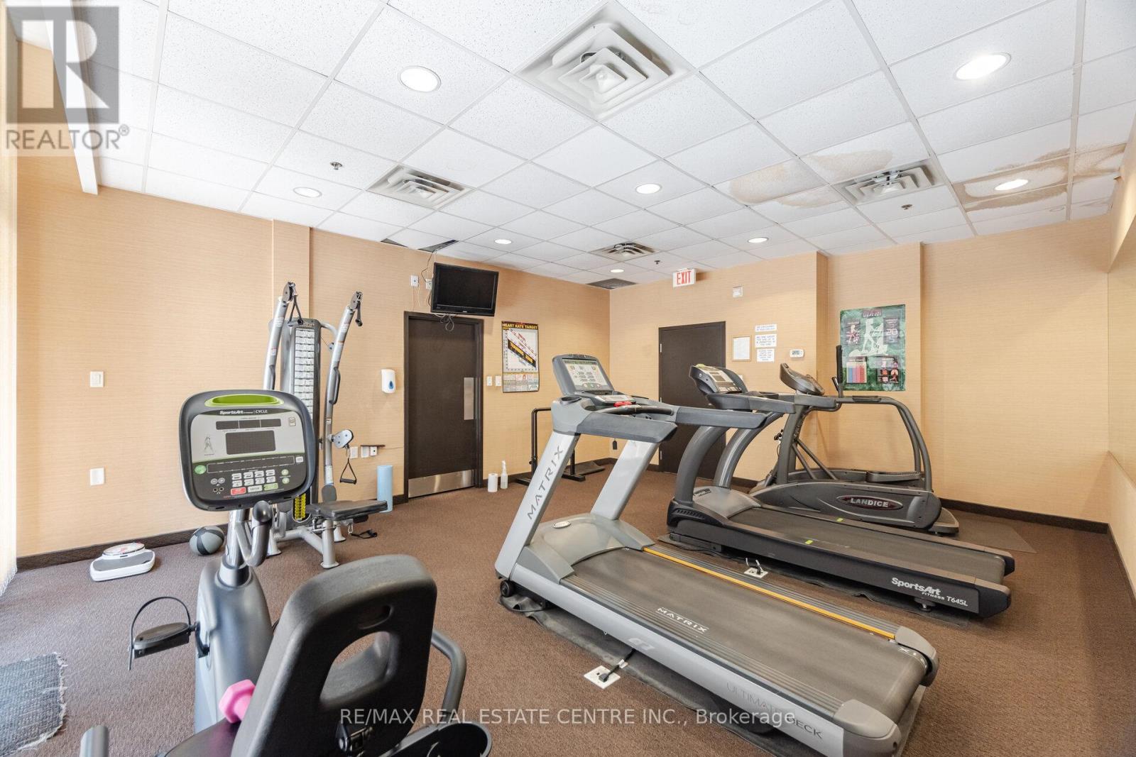 616 - 872 Sheppard Avenue W, Toronto, Ontario  M3H 5V5 - Photo 35 - C12266609