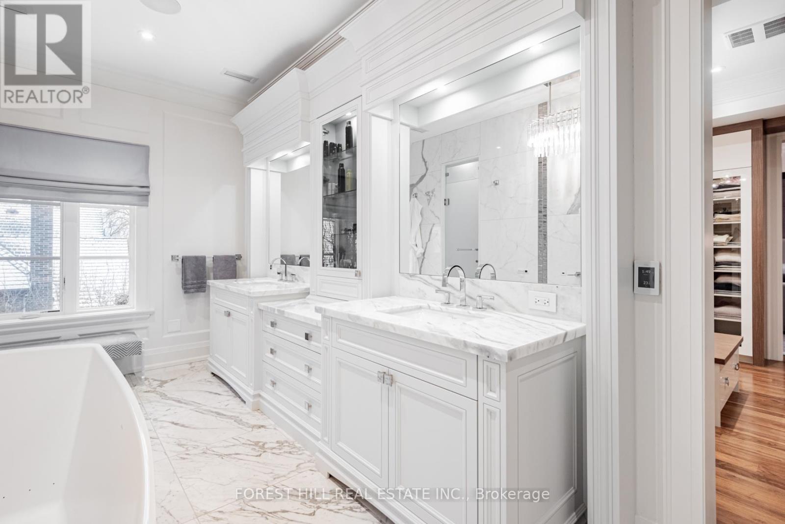 9 Dewbourne Avenue, Toronto (Forest Hill South), Ontario  M5P 1Z1 - Photo 19 - C12266636