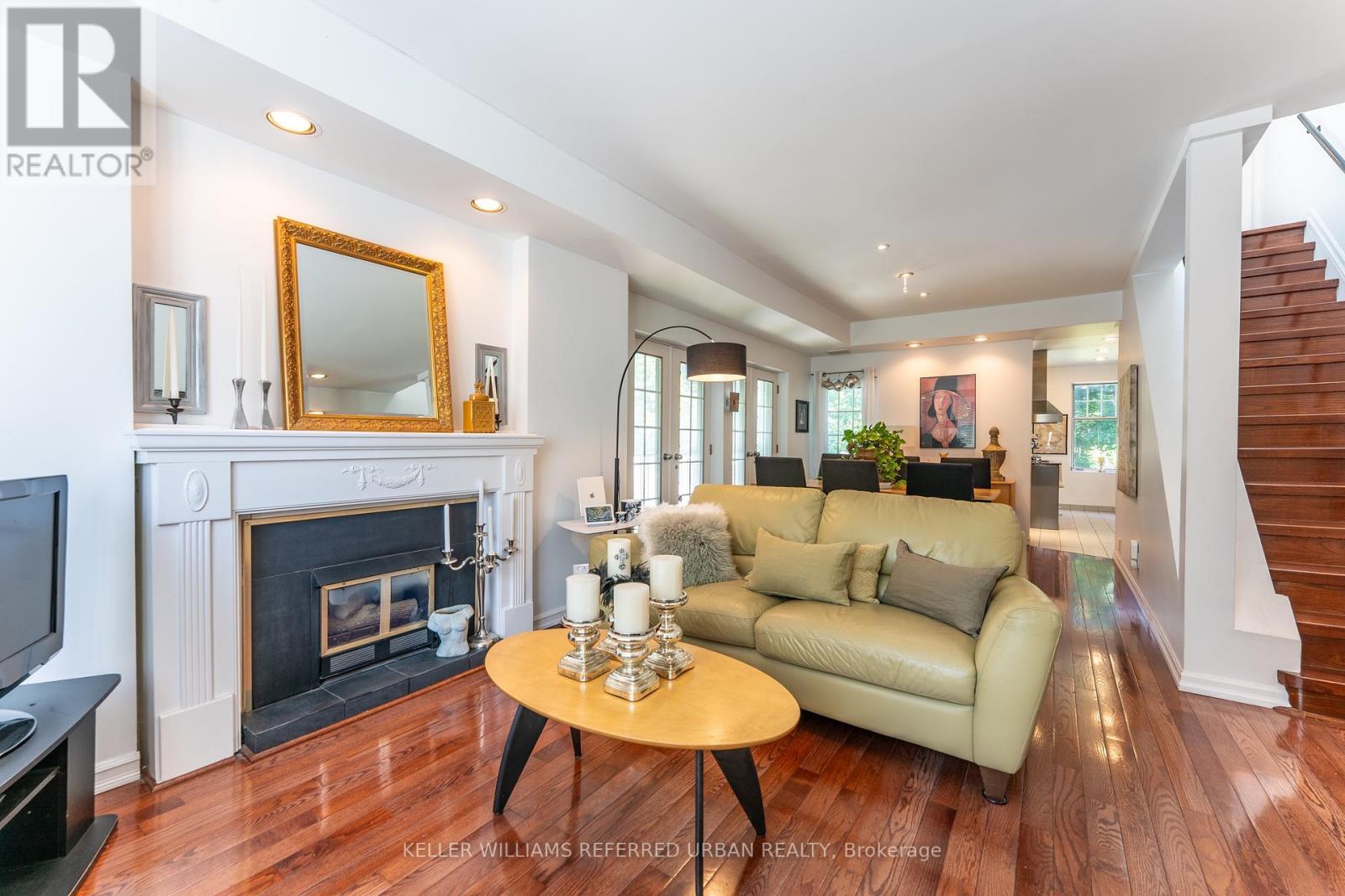 Property at 18 EASTMOUNT AVENUE image 1
