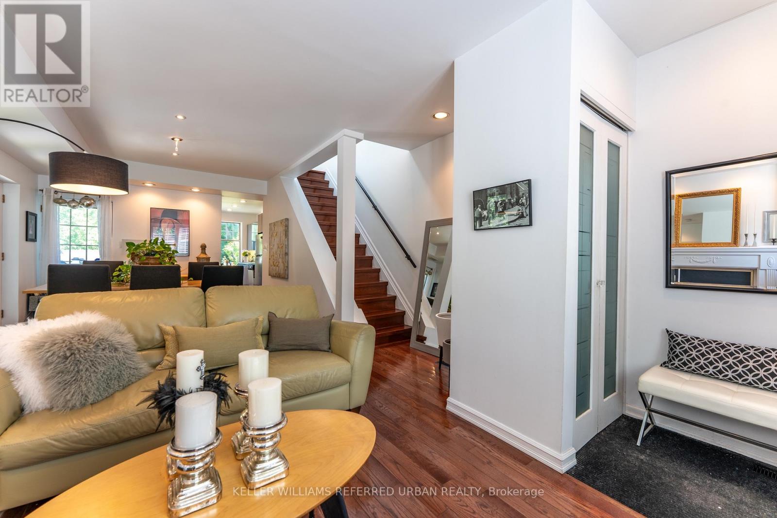 Property at 18 EASTMOUNT AVENUE image 2