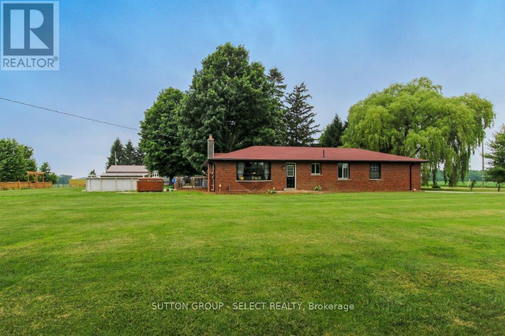 16791 Wyton Road, Thames Centre, Ontario  N0M 2P0 - Photo 11 - X12215116