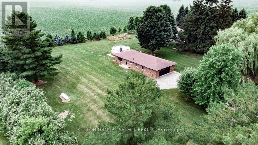 16791 Wyton Road, Thames Centre, Ontario  N0M 2P0 - Photo 5 - X12215116