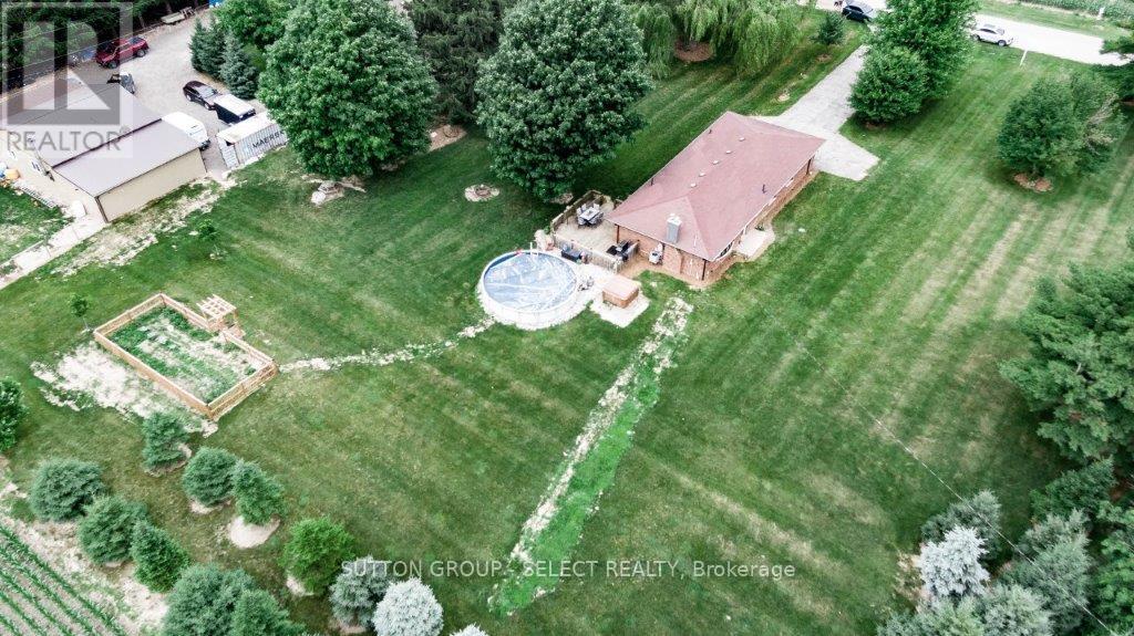 16791 Wyton Road, Thames Centre, Ontario  N0M 2P0 - Photo 6 - X12215116