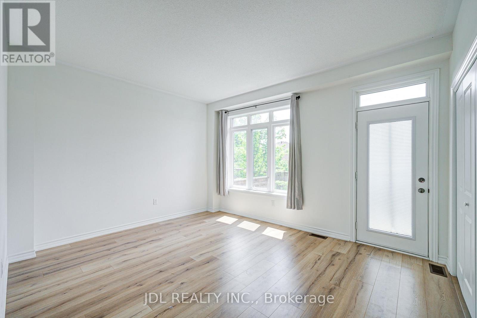 Property at 22 WILLIAM ADAMS LANE image 4