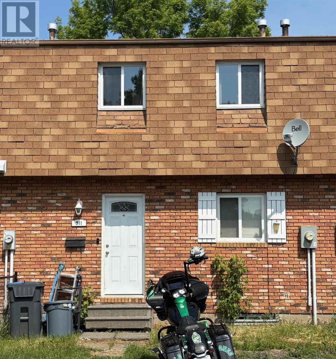Property at 511 Wentworth CRES image 1