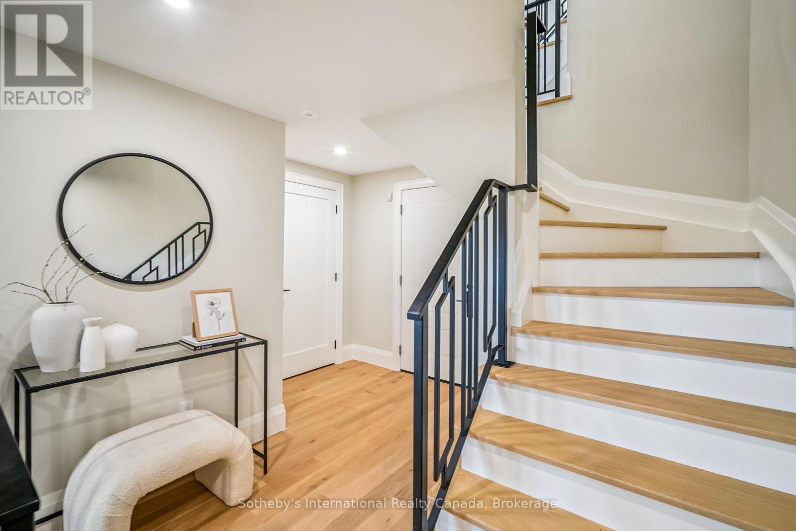 249 Rebecca Street, Oakville, Ontario  L6K 2W4 - Photo 42 - W12266683