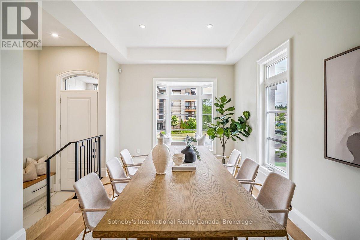 249 Rebecca Street, Oakville, Ontario  L6K 2W4 - Photo 8 - W12266683