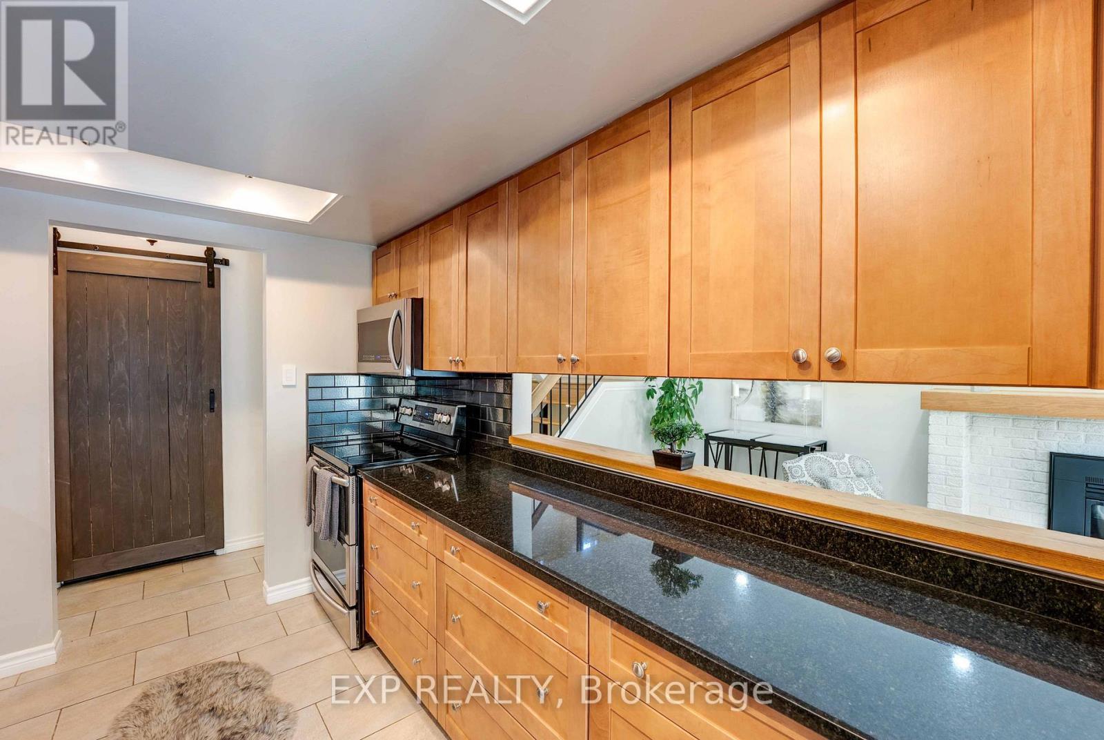 113 Oneida Place, Kitchener, Ontario  N2A 3G2 - Photo 11 - X12266640
